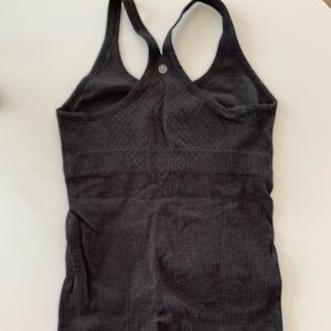 Black racer back tank